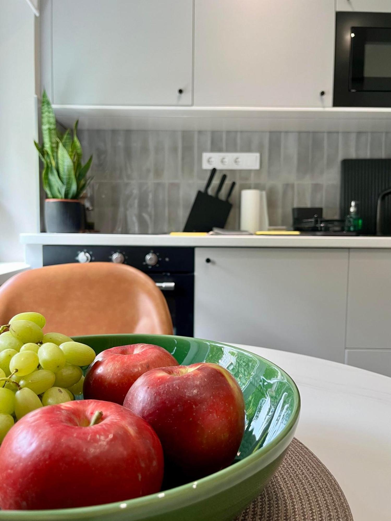 Oazis Apartman เวสเปรม ภายนอก รูปภาพ
