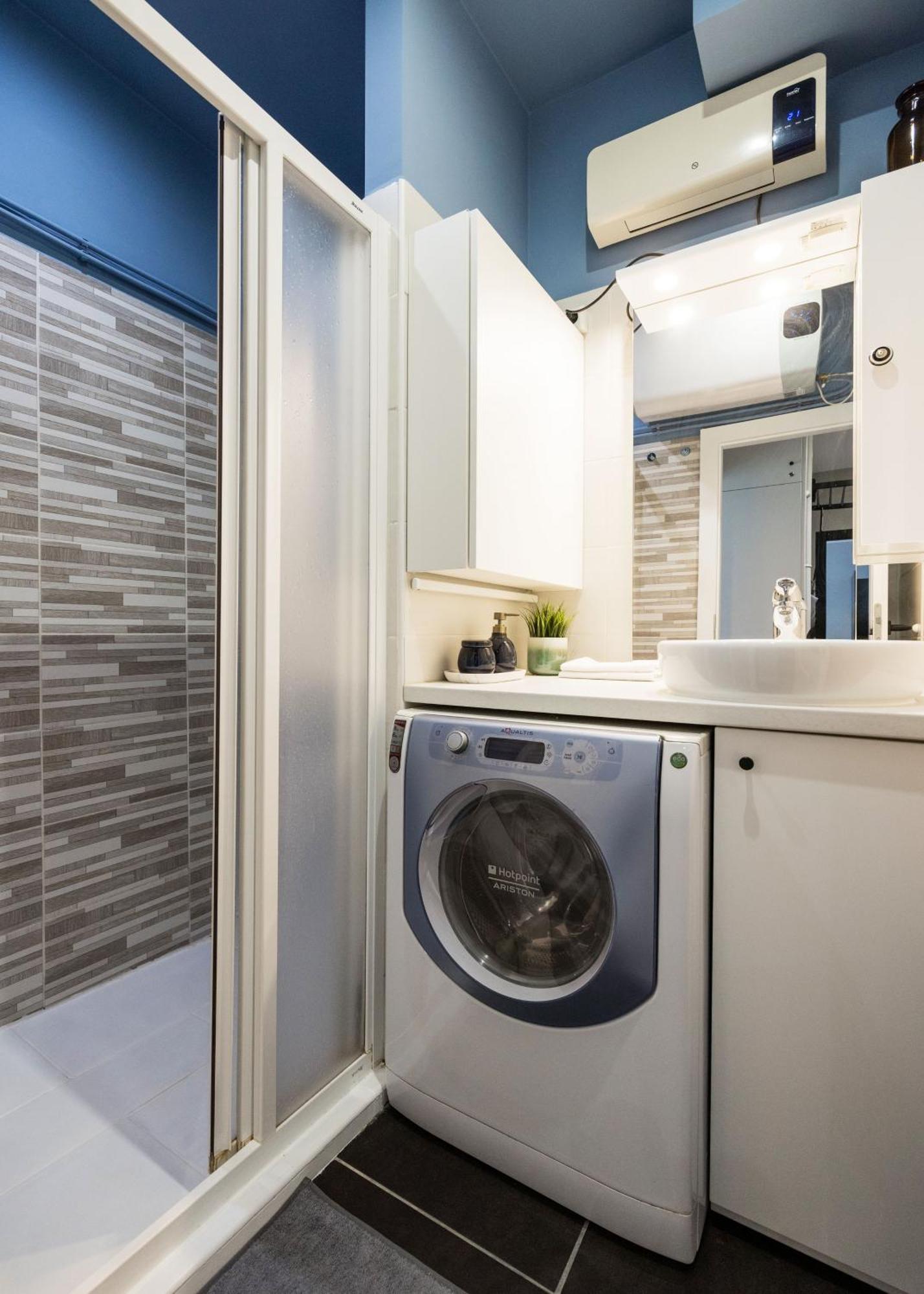 Oazis Apartman เวสเปรม ภายนอก รูปภาพ