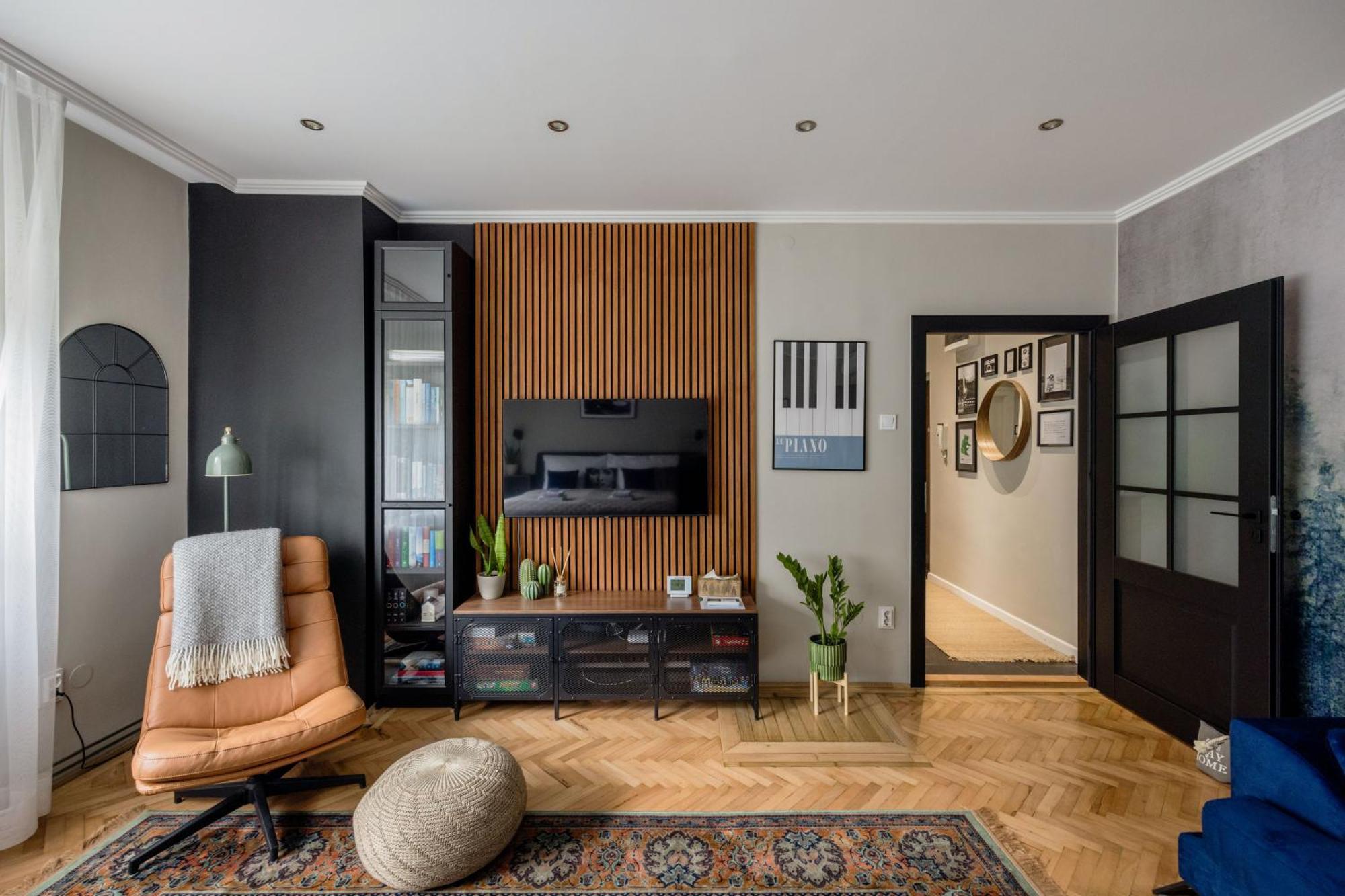 Oazis Apartman เวสเปรม ภายนอก รูปภาพ